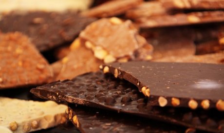 Chocolat aux amandes pralinées pur beurre de cacao - Bandol - L-Amandon-de-Provence